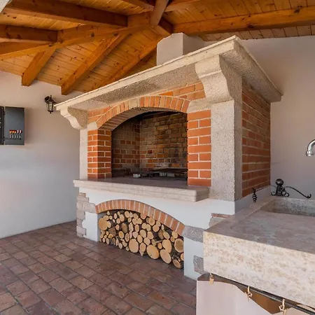 Villa Alma