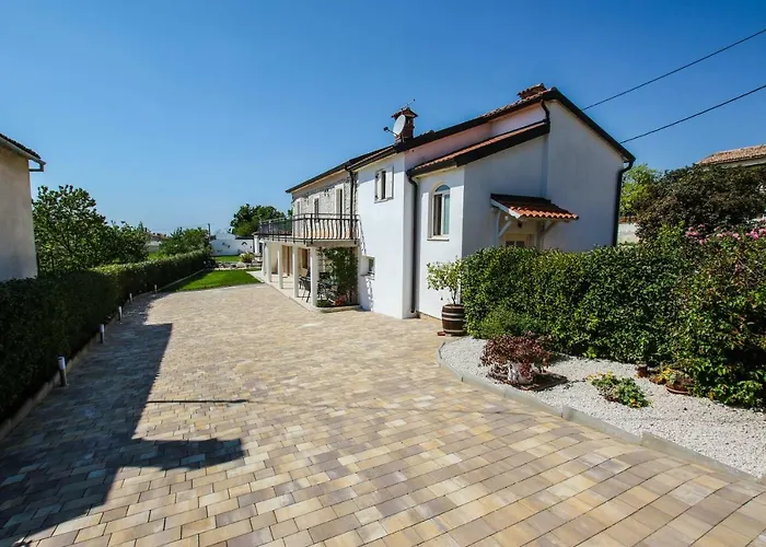 Alma Villa Kaštelir