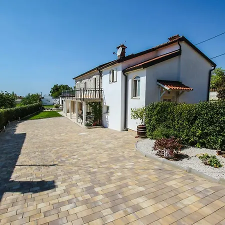 Alma Villa Kaštelir